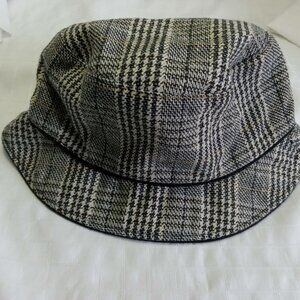 Luxury classic checkered fashion hat